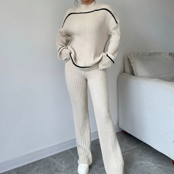 2pcs Women Contrast Striped Print Turtleneck Sweater And Solid Colour Pants set - Picture 3 of 5